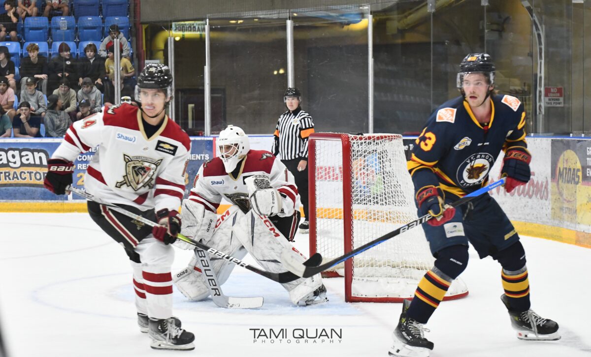 GAME RECAP Applebee Pitches Shutout As Warriors Down Vipers In Exhibition Home Game West Kelowna Warriors